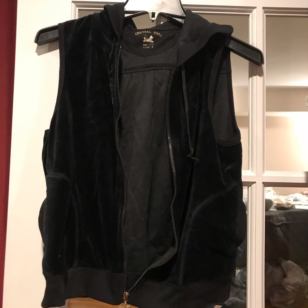 Central Park hooded vest